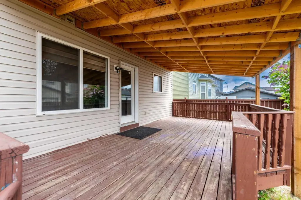 15 Martha's Haven Green NE Calgary AB T3J 3X6