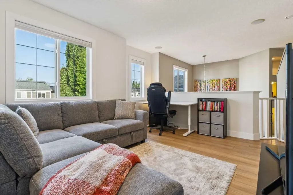 58 Cougar Plateau Way SW Calgary AB T3H 5S5
