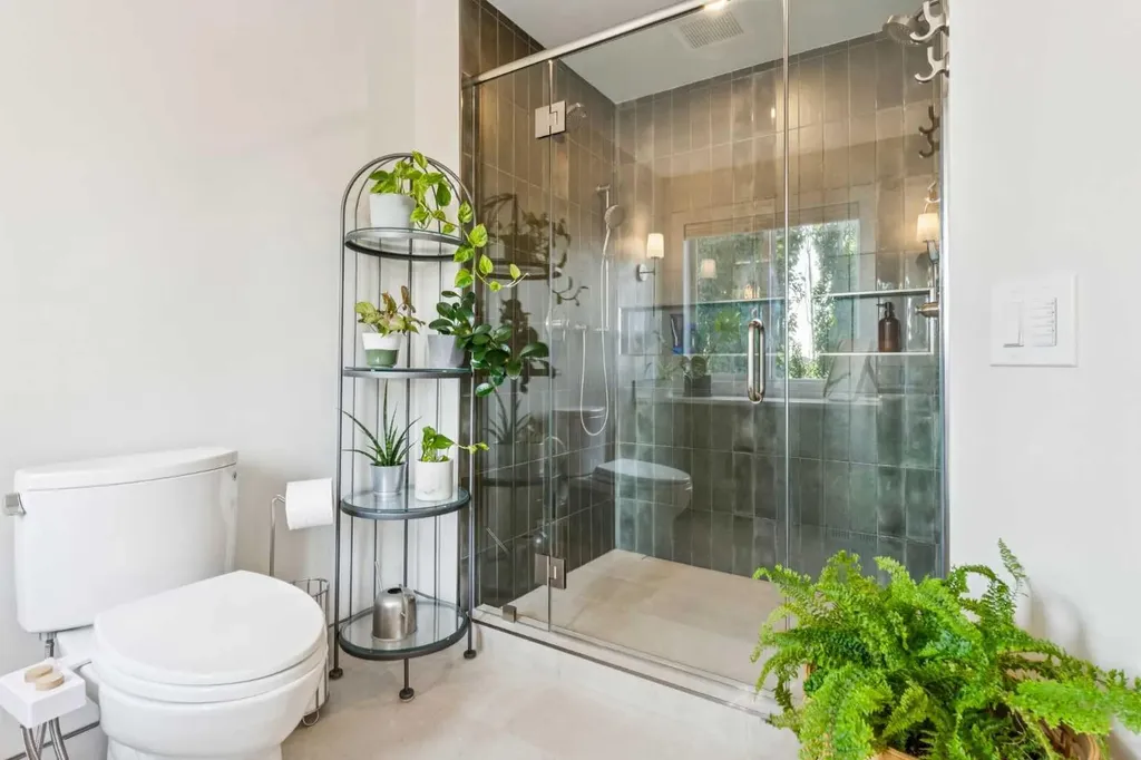 58 Cougar Plateau Way SW Calgary AB T3H 5S5