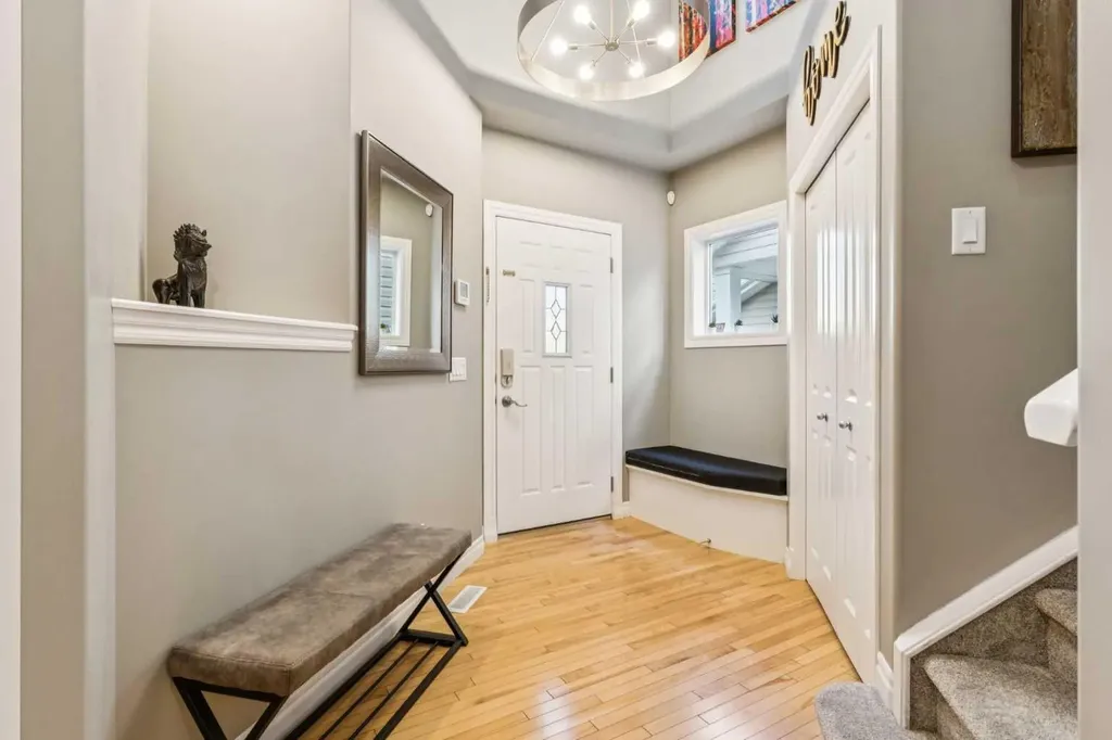 58 Cougar Plateau Way SW Calgary AB T3H 5S5