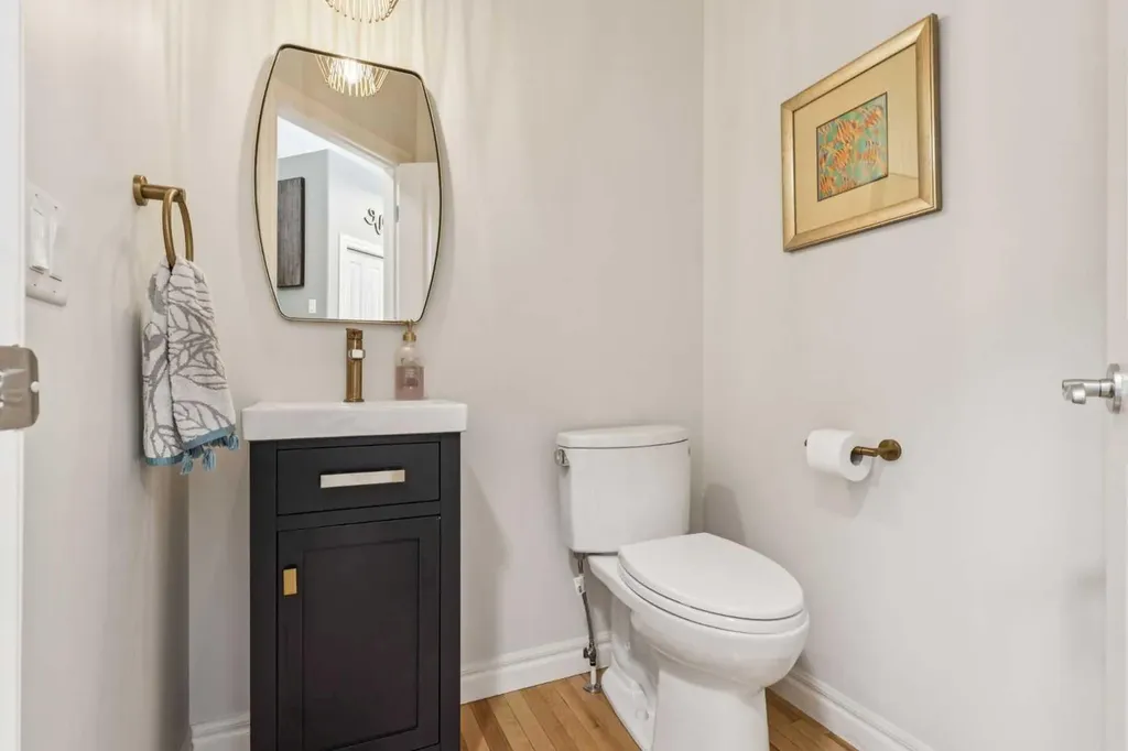 58 Cougar Plateau Way SW Calgary AB T3H 5S5