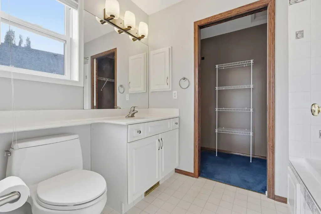 24 Sierra Nevada Rise SW Calgary AB T3H 3H6