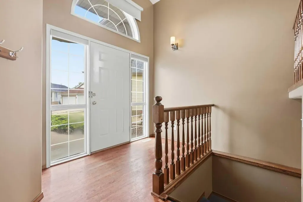 24 Sierra Nevada Rise SW Calgary AB T3H 3H6