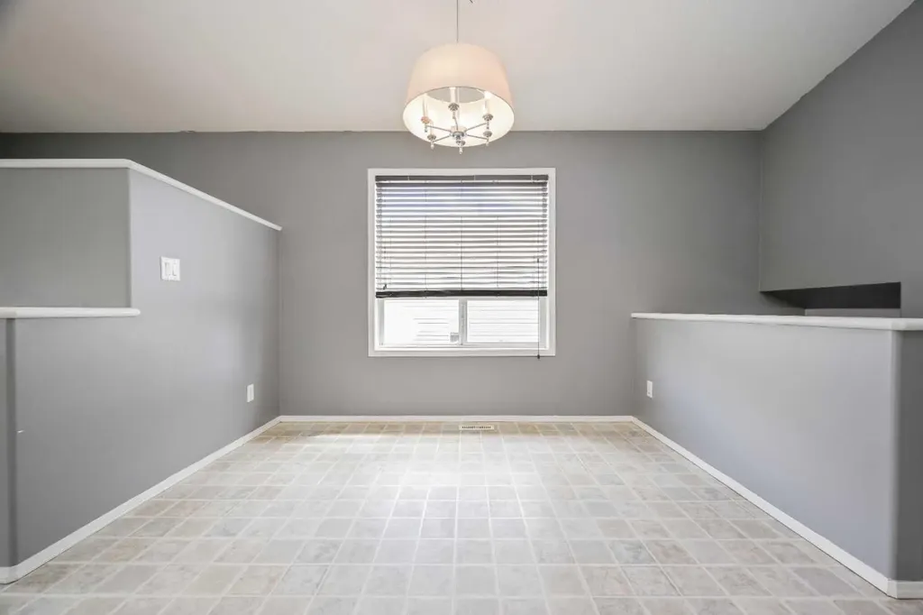 8717 62 Avenue Grande Prairie AB T8W 2X2