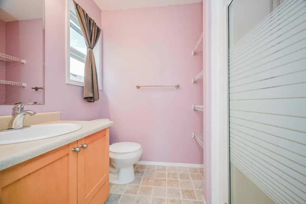 8717 62 Avenue Grande Prairie AB T8W 2X2