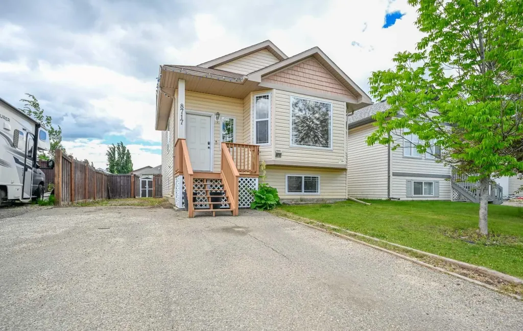 8717 62 Avenue Grande Prairie AB T8W 2X2