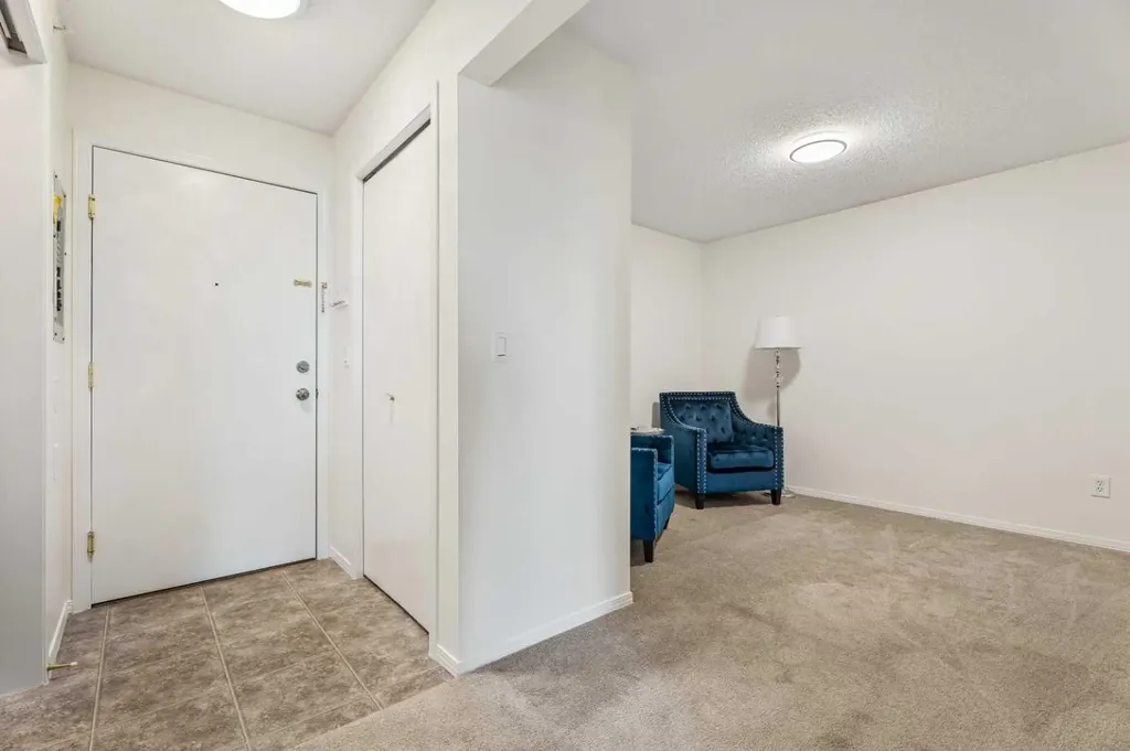 1620 70 Street SE Calgary AB T2A 7Z2