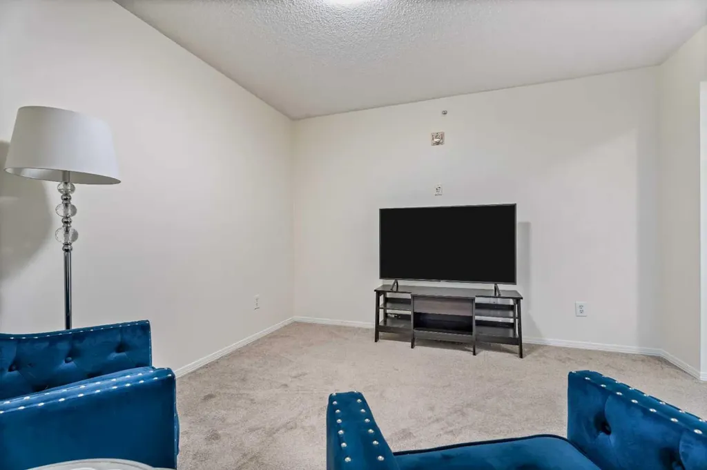 1620 70 Street SE Calgary AB T2A 7Z2
