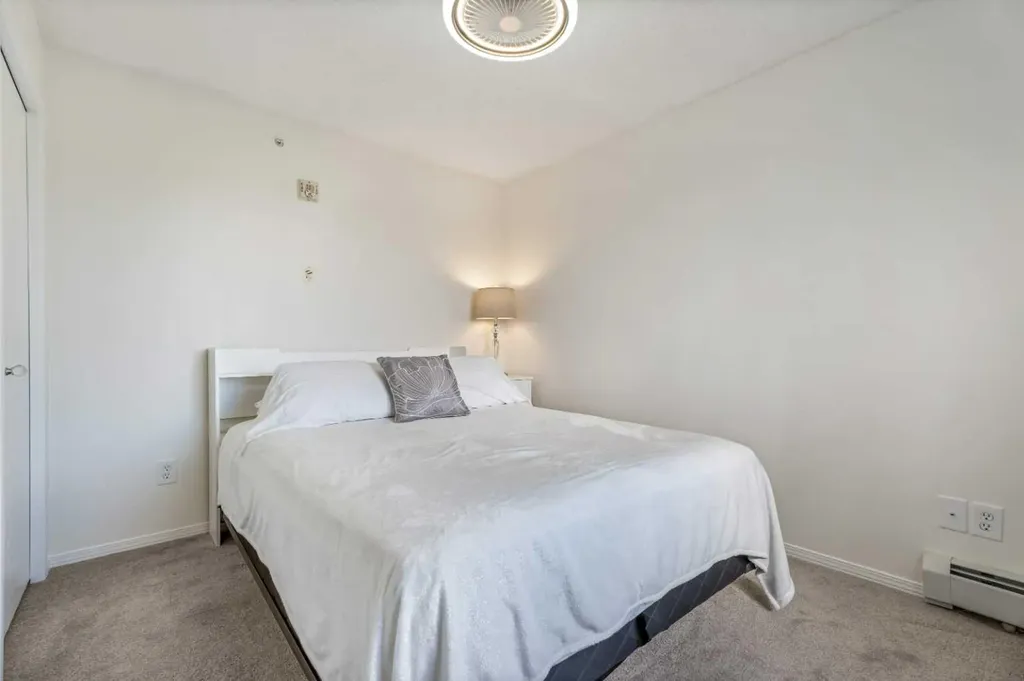 1620 70 Street SE Calgary AB T2A 7Z2