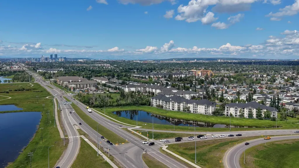 1620 70 Street SE Calgary AB T2A 7Z2