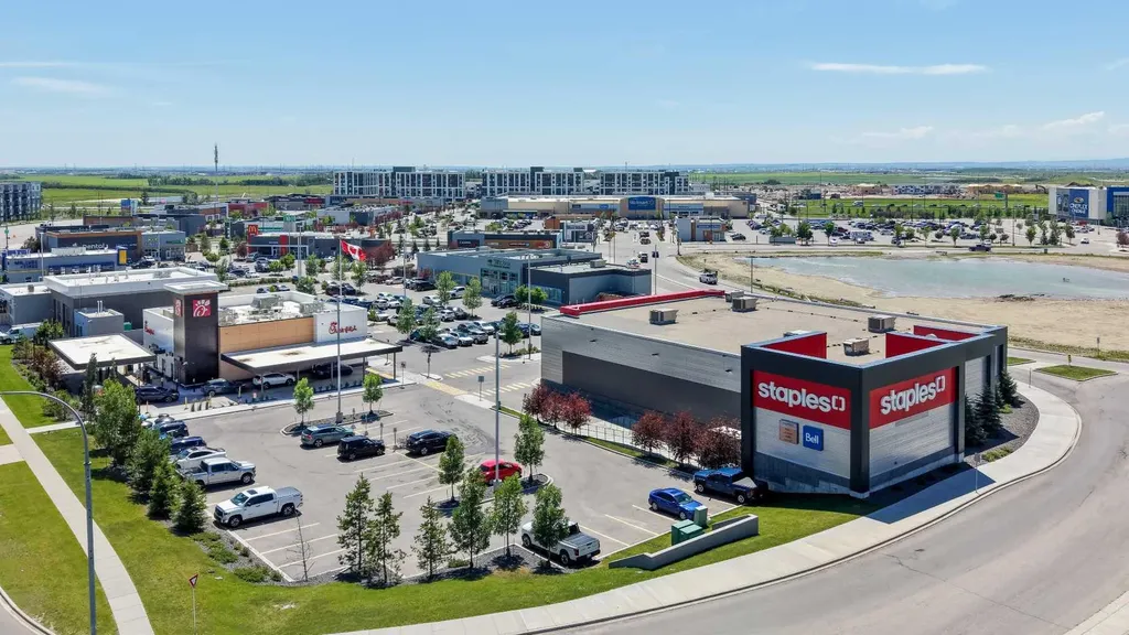 1620 70 Street SE Calgary AB T2A 7Z2