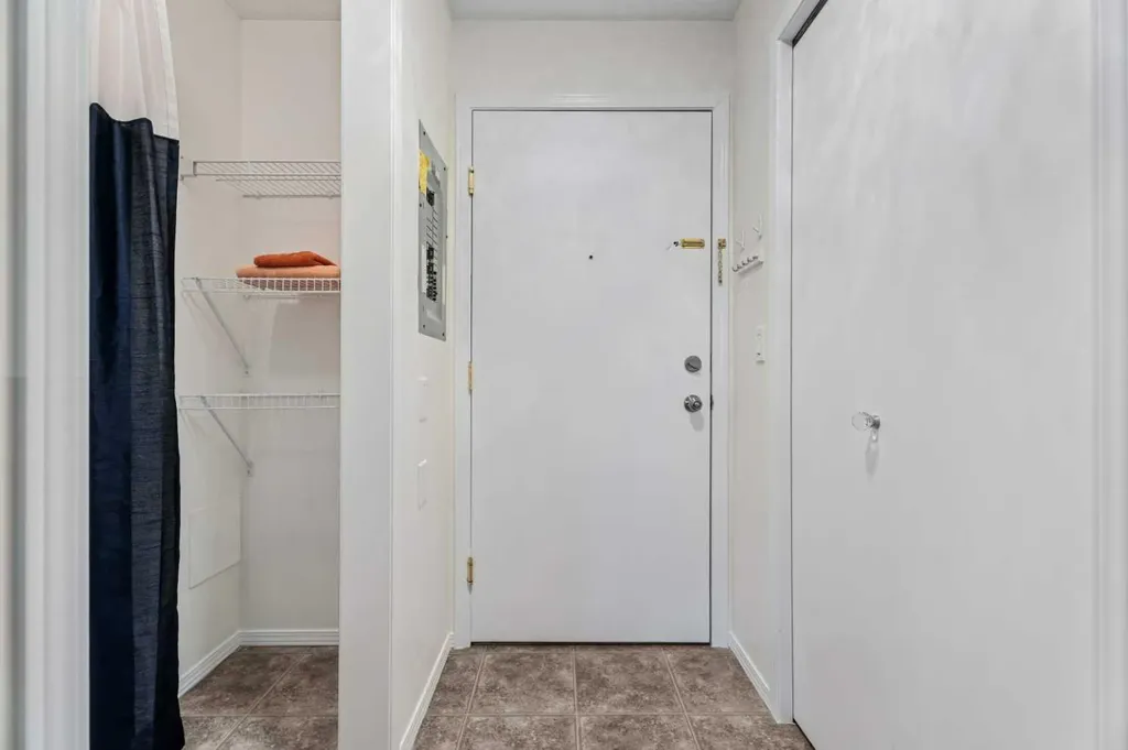 1620 70 Street SE Calgary AB T2A 7Z2