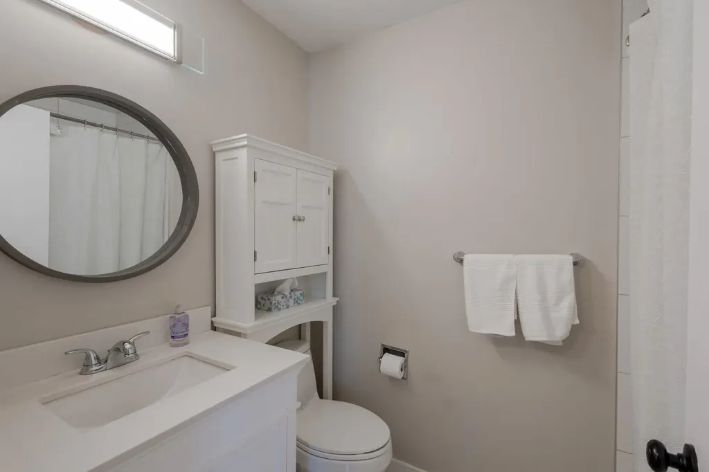 119 Midland Place SE Calgary AB T2X 1N1