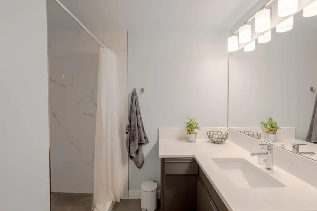119 Midland Place SE Calgary AB T2X 1N1