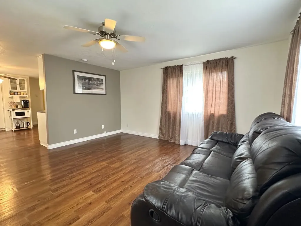 122 River Valley Estates Whitecourt AB T7S 1K1