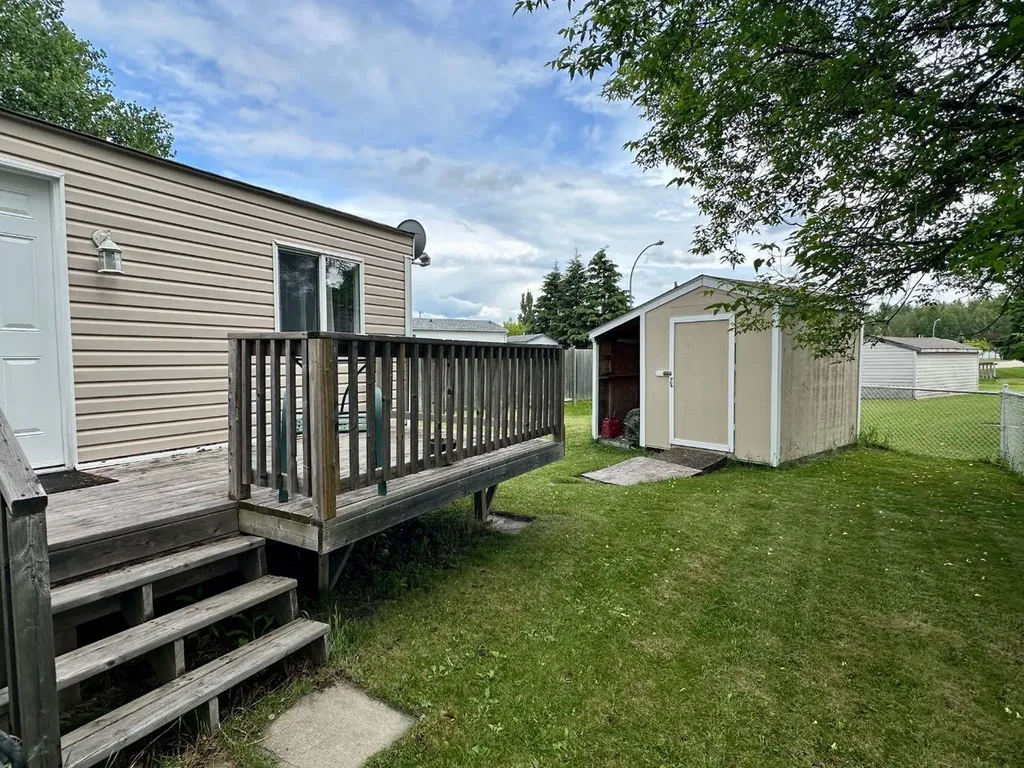 122 River Valley Estates Whitecourt AB T7S 1K1
