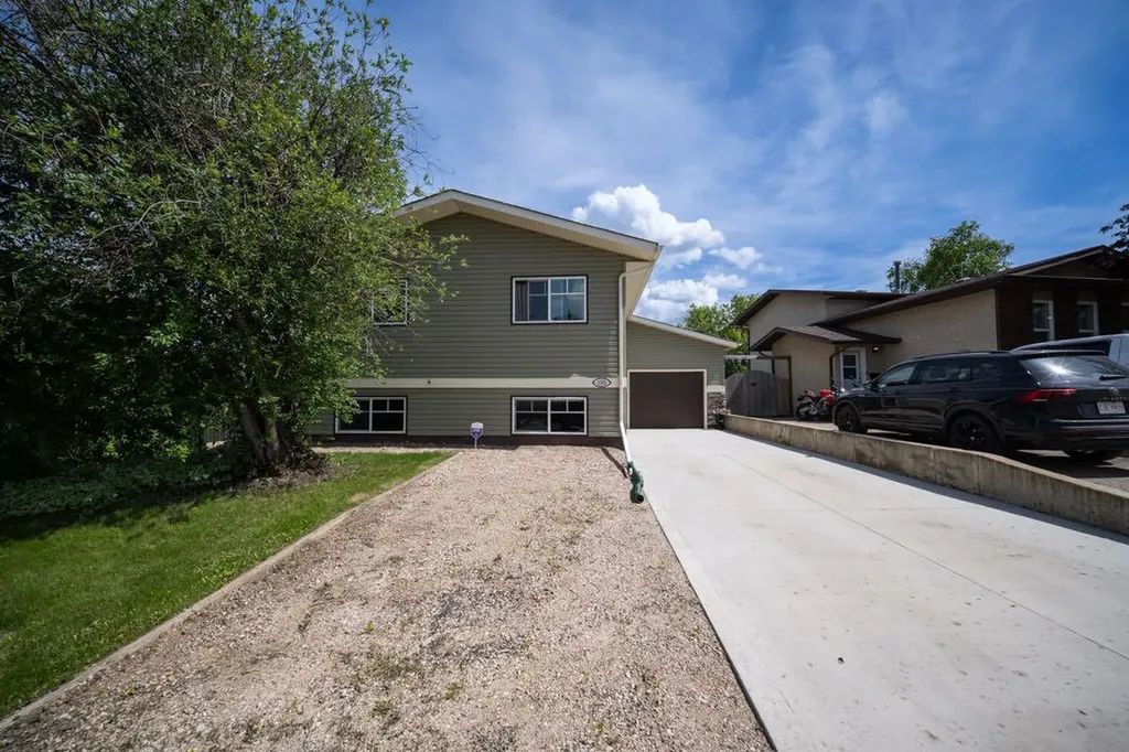 1065 Timberline Drive Fort Mcmurray AB T9K 1T9