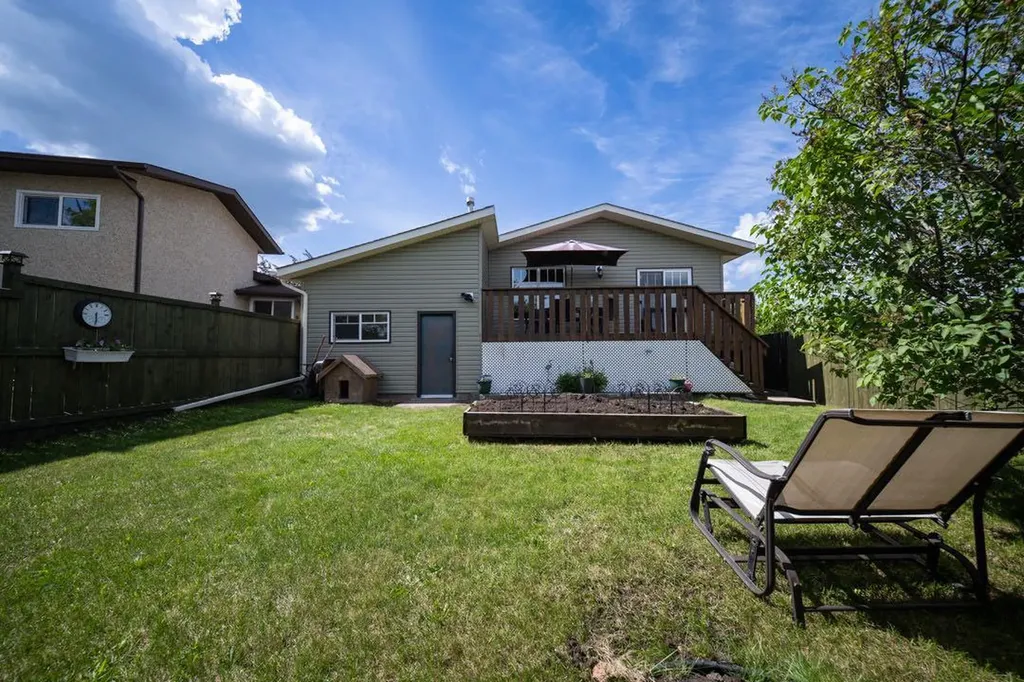 1065 Timberline Drive Fort Mcmurray AB T9K 1T9