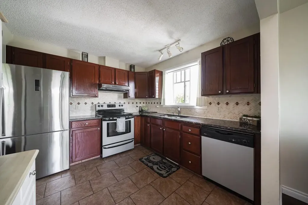 1065 Timberline Drive Fort Mcmurray AB T9K 1T9