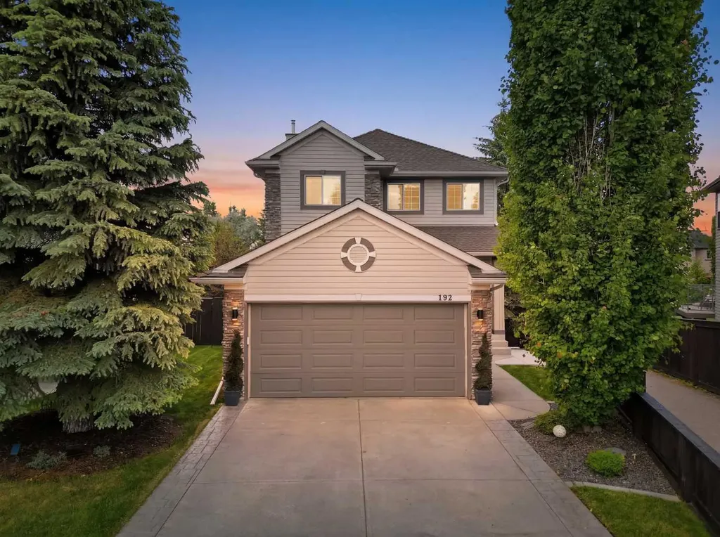 192 Cranfield Park SE Calgary AB T3M 1B6