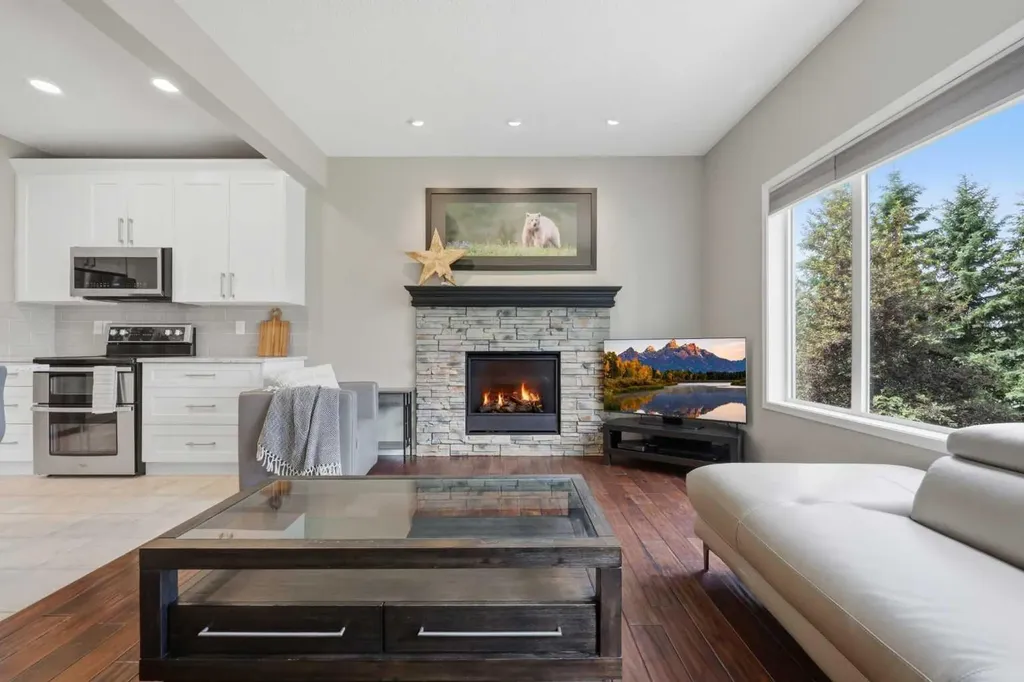 192 Cranfield Park SE Calgary AB T3M 1B6