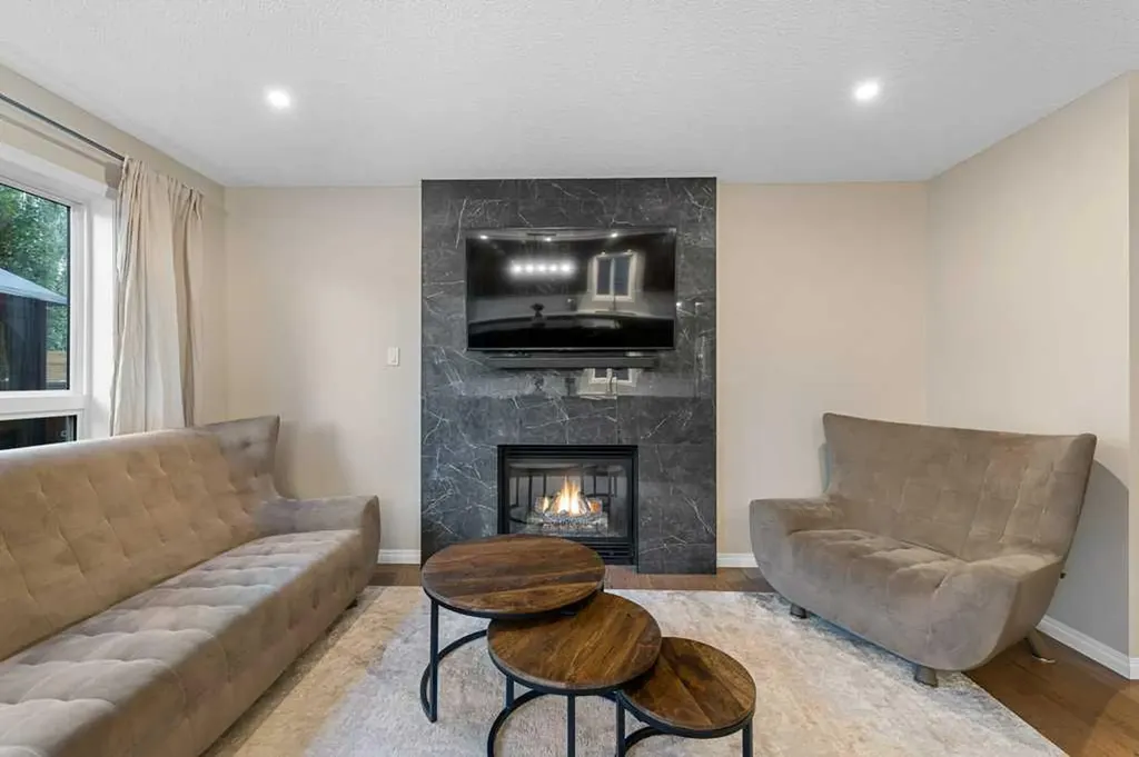173 Bridleridge View SW Calgary AB T2Y 0E5