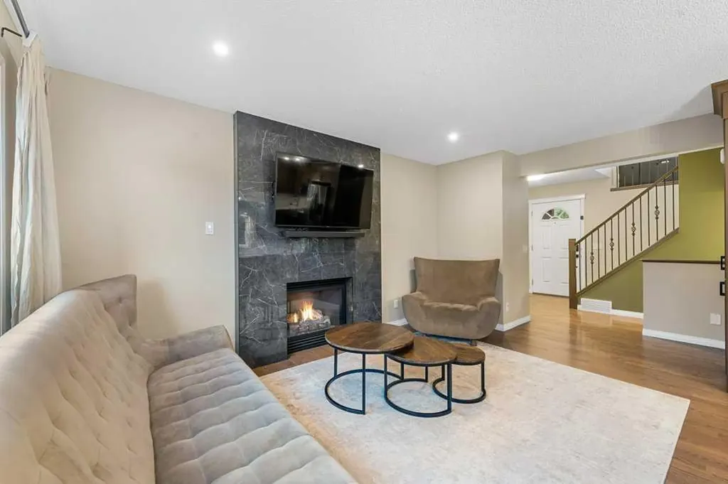 173 Bridleridge View SW Calgary AB T2Y 0E5