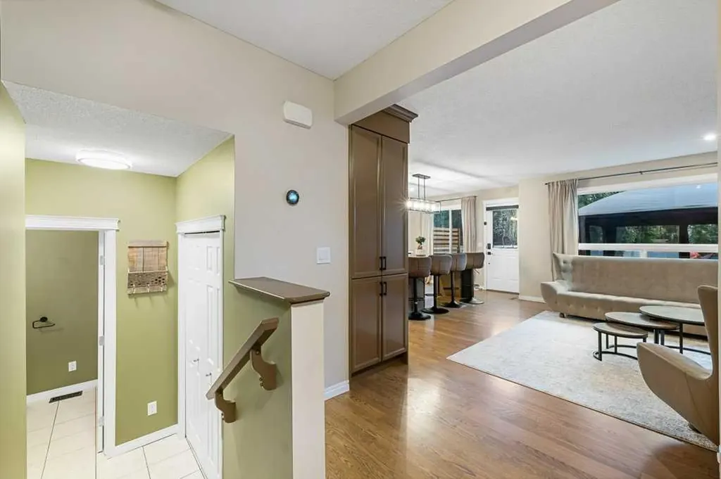 173 Bridleridge View SW Calgary AB T2Y 0E5