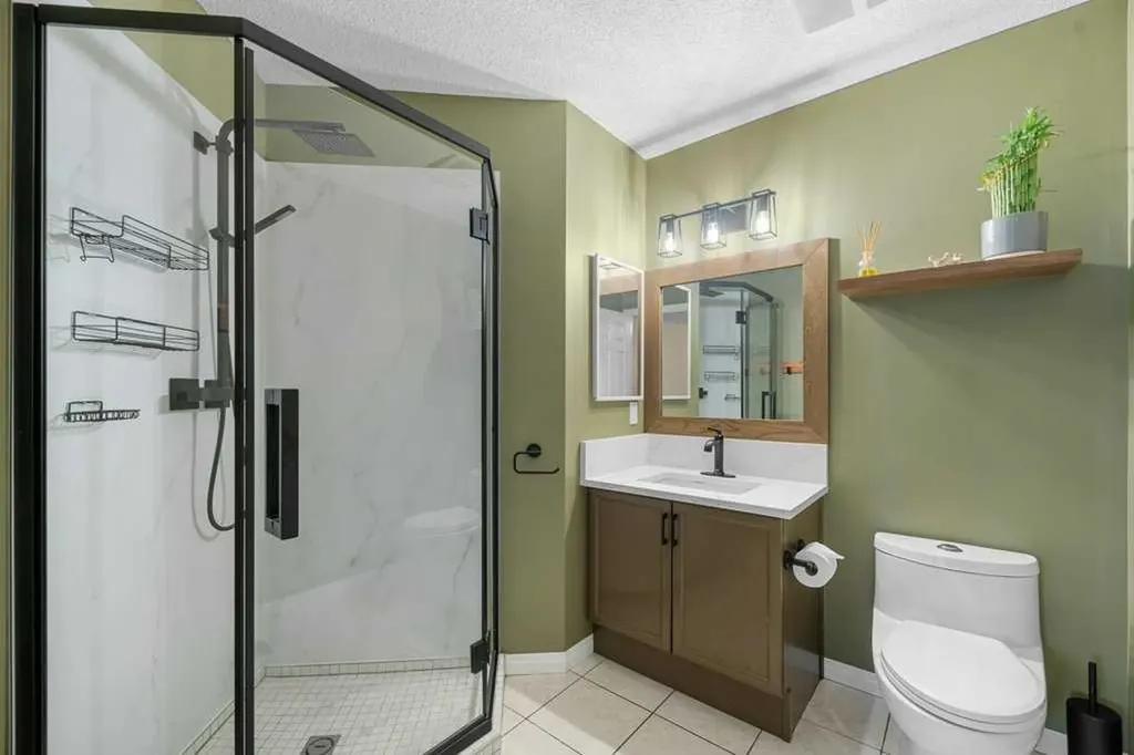 173 Bridleridge View SW Calgary AB T2Y 0E5