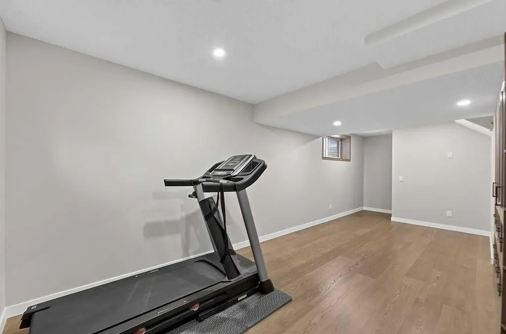 173 Bridleridge View SW Calgary AB T2Y 0E5