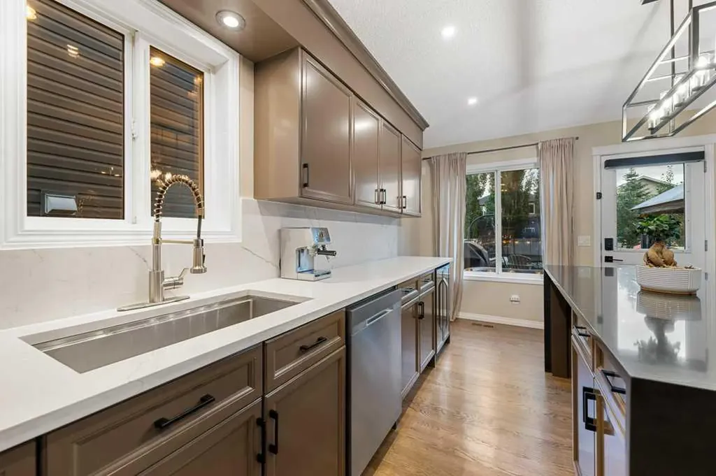 173 Bridleridge View SW Calgary AB T2Y 0E5