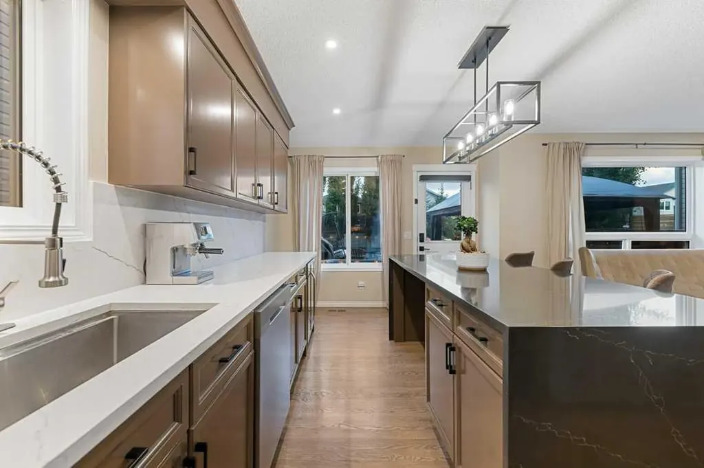 173 Bridleridge View SW Calgary AB T2Y 0E5