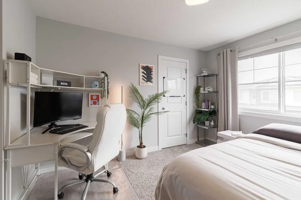 930 Sage Hill Grove NW Calgary AB T3R2A2