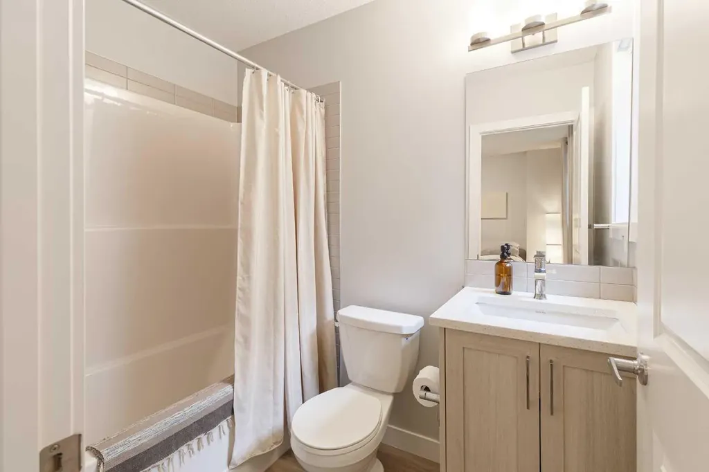 930 Sage Hill Grove NW Calgary AB T3R2A2