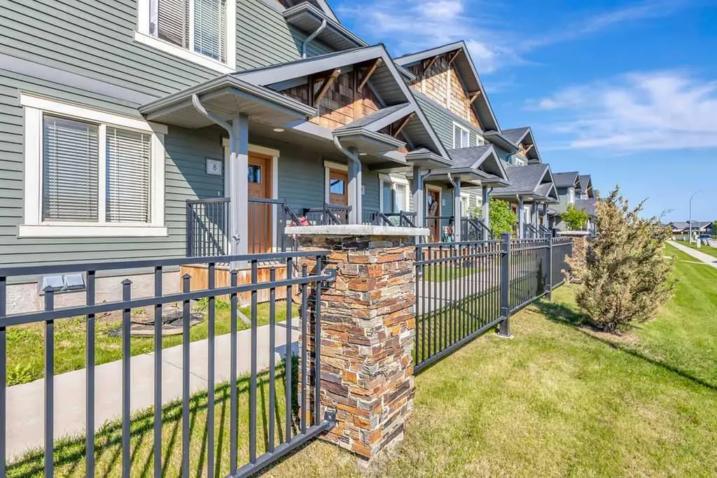 3390 72 Avenue Lloydminster AB T9V 3S5