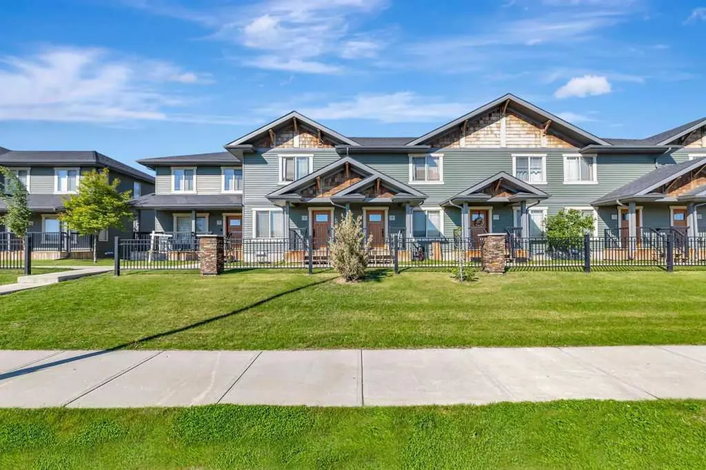 3390 72 Avenue Lloydminster AB T9V 3S5