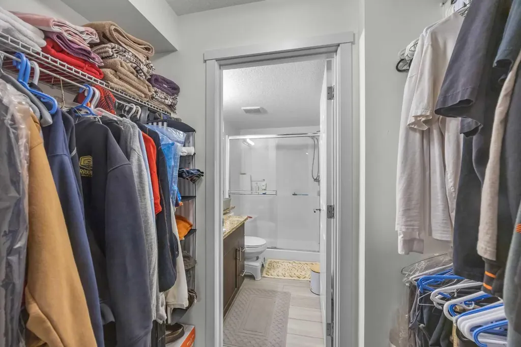 279 Copperpond Common SE Calgary AB T2Z 1J6