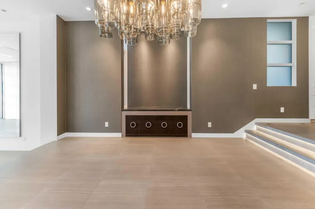 530 Crescent Road NW Calgary AB T2M4A5