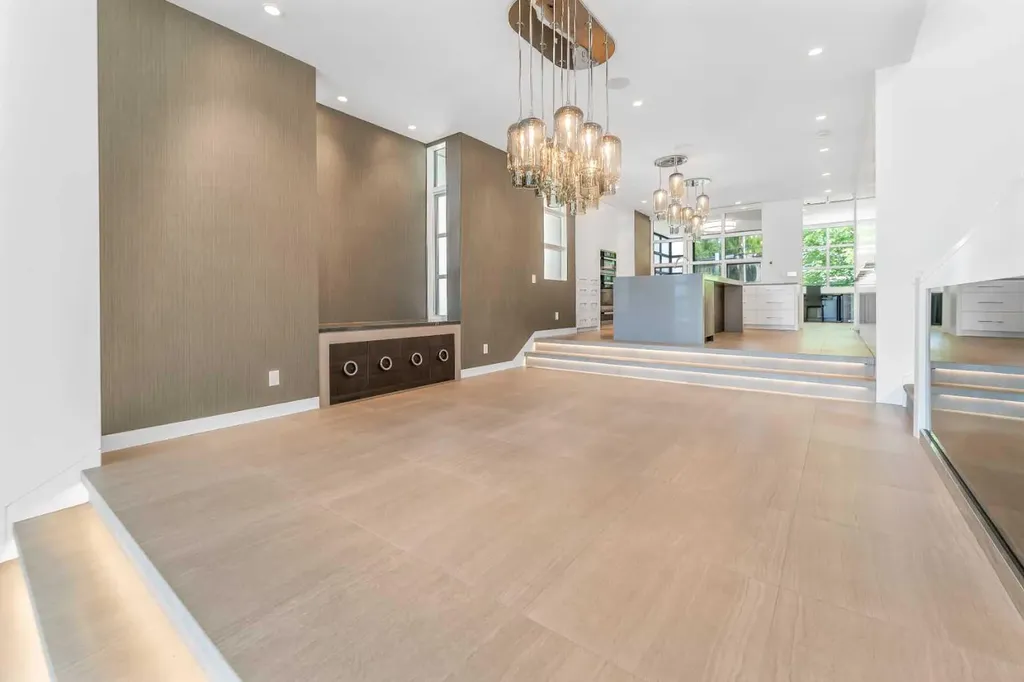 530 Crescent Road NW Calgary AB T2M4A5