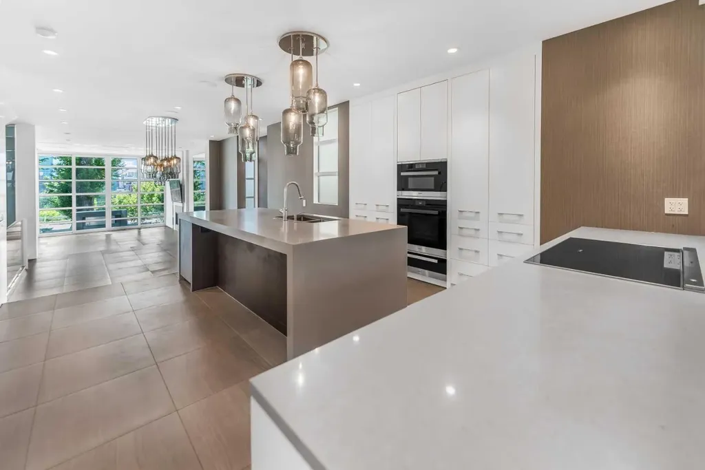 530 Crescent Road NW Calgary AB T2M4A5