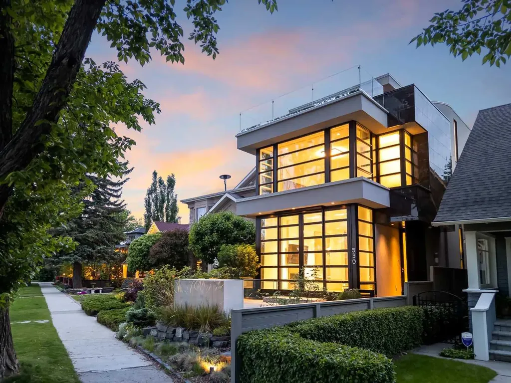 530 Crescent Road NW Calgary AB T2M4A5