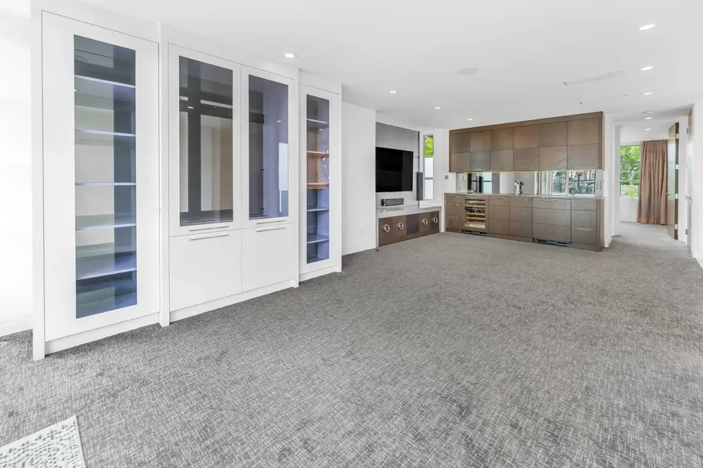530 Crescent Road NW Calgary AB T2M4A5