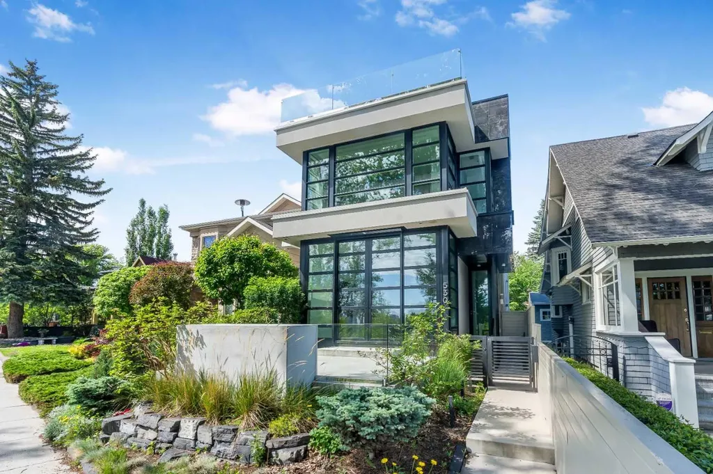 530 Crescent Road NW Calgary AB T2M4A5