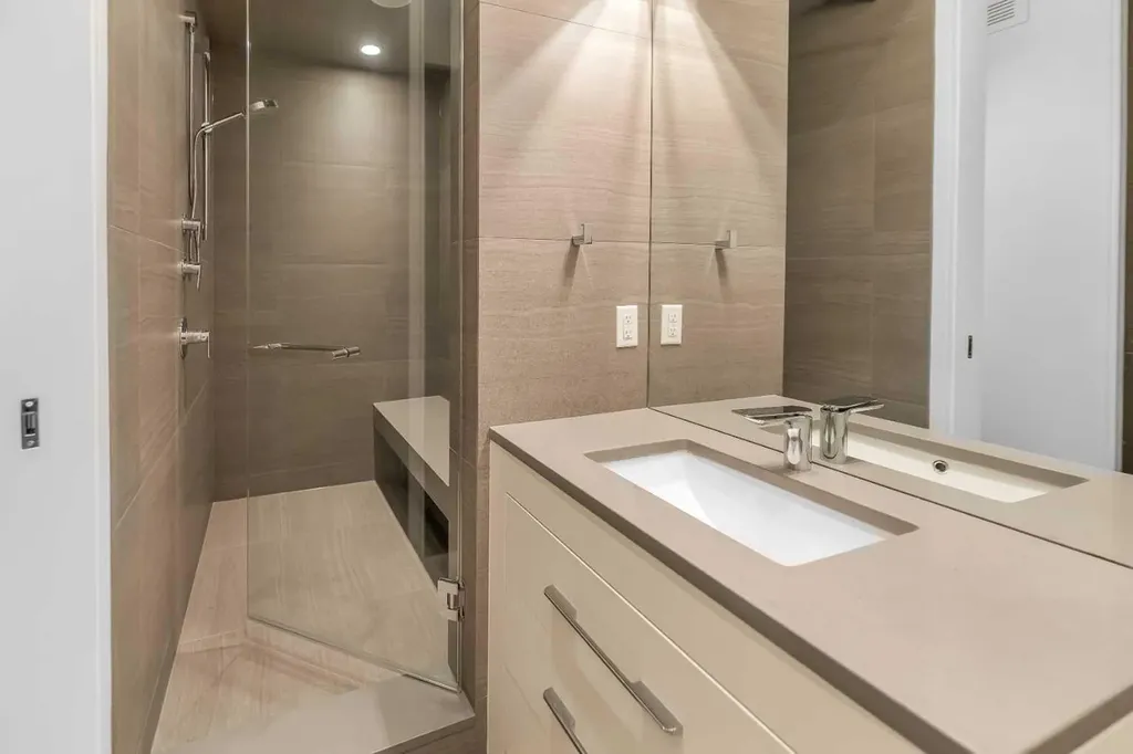 530 Crescent Road NW Calgary AB T2M4A5