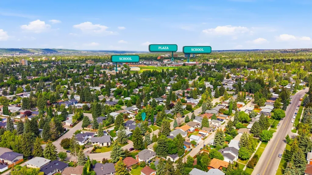 5003 Brockington Road NW Calgary AB T2L 1R7