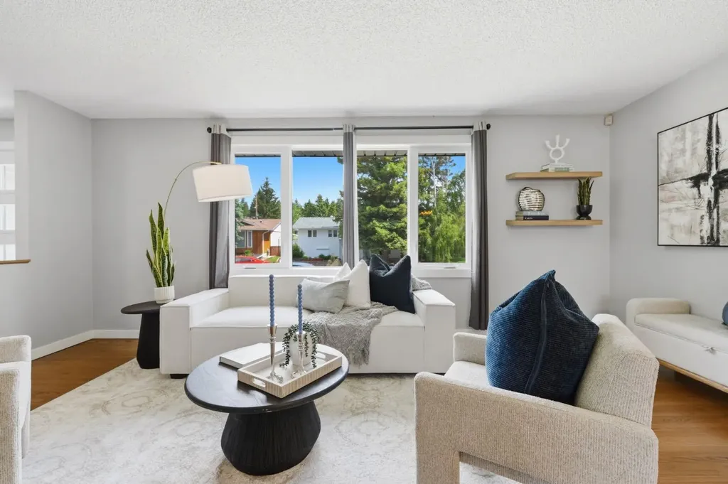 5003 Brockington Road NW Calgary AB T2L 1R7
