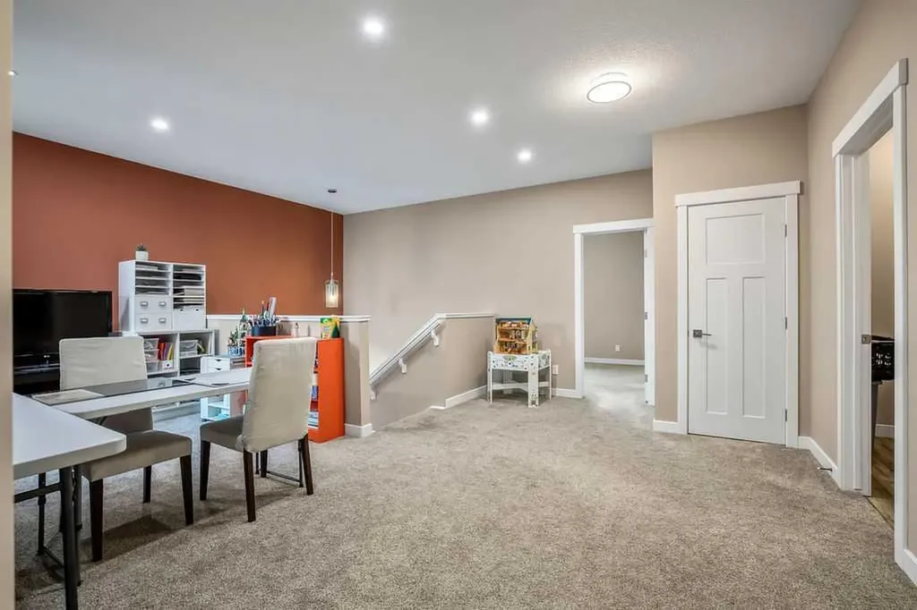 1918 High Park Circle NW High River AB T1V 0E7