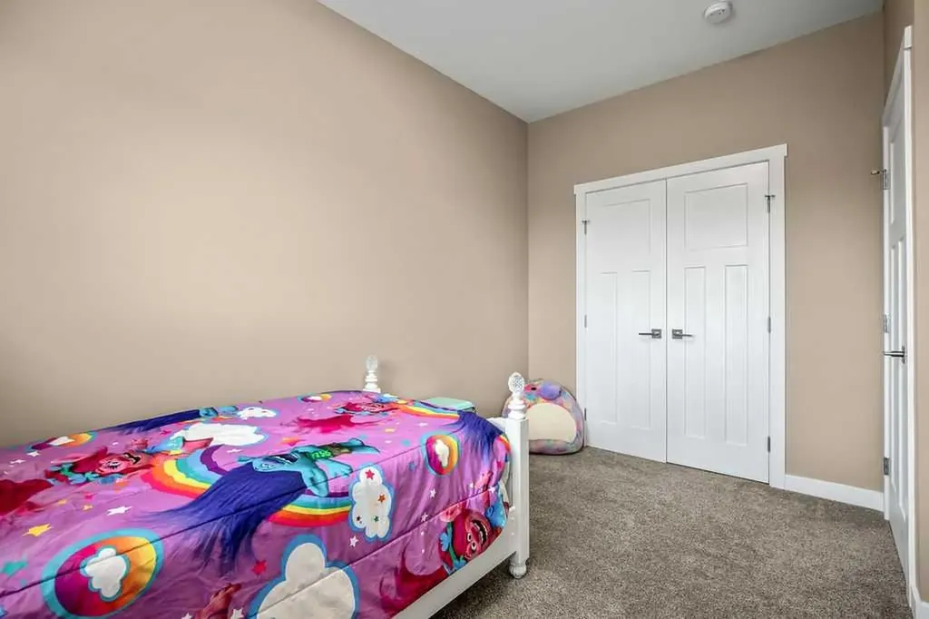 1918 High Park Circle NW High River AB T1V 0E7