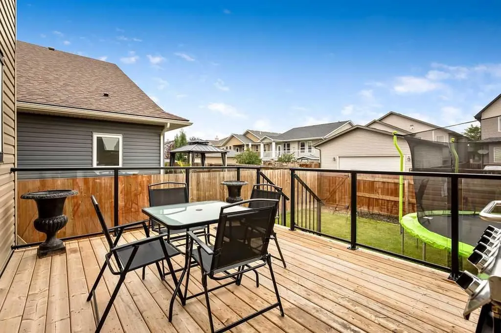 1918 High Park Circle NW High River AB T1V 0E7
