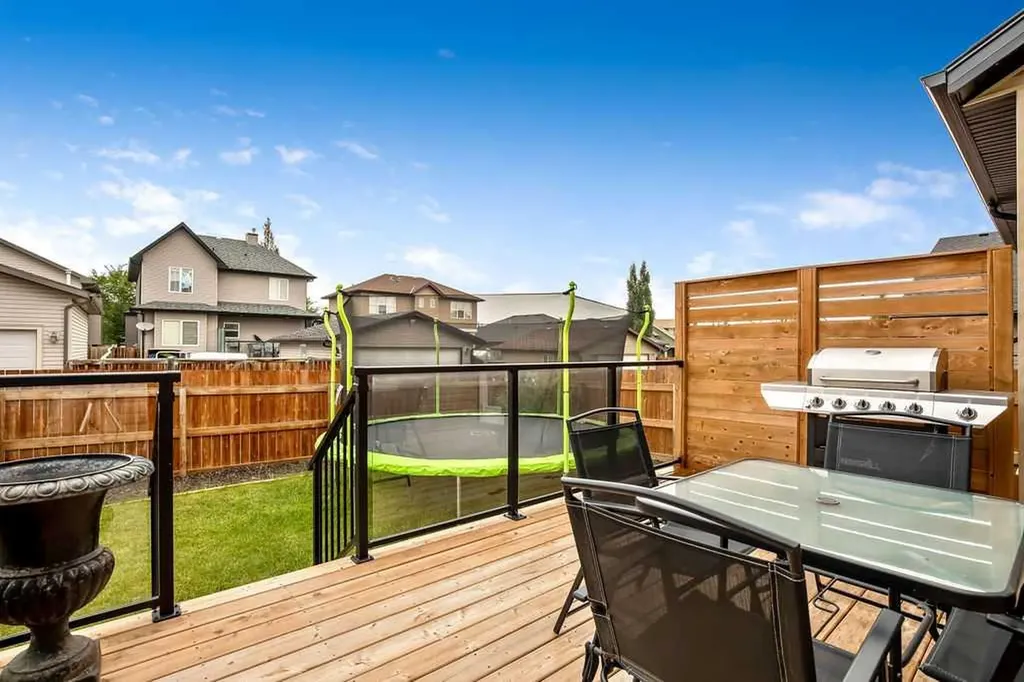 1918 High Park Circle NW High River AB T1V 0E7